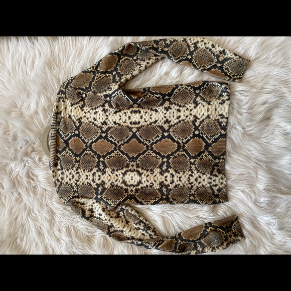 Zara Snakeskin Long Sleeve Top - Picture 2 of 2